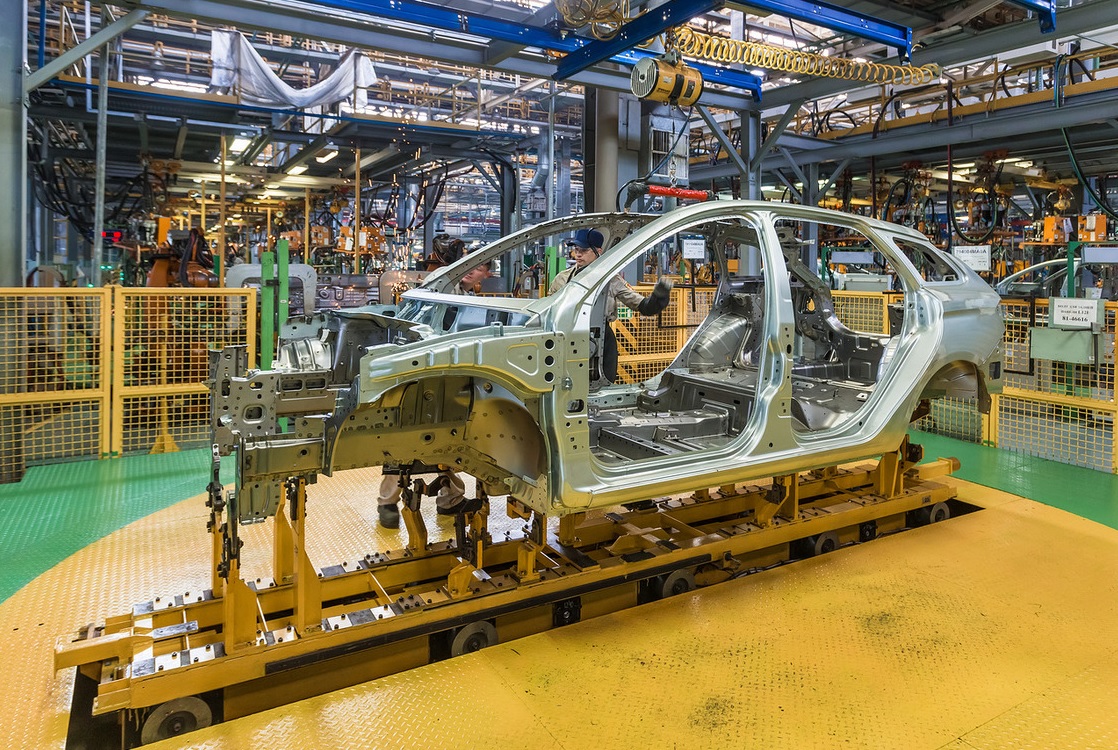 Стартовало серийное производство LADA Vesta SW и LADA Vesta SW Cross